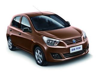 日産自動車は中国で初めてクルマを購入する顧客向けにヴェヌーシア「Ｒ３０」を発売